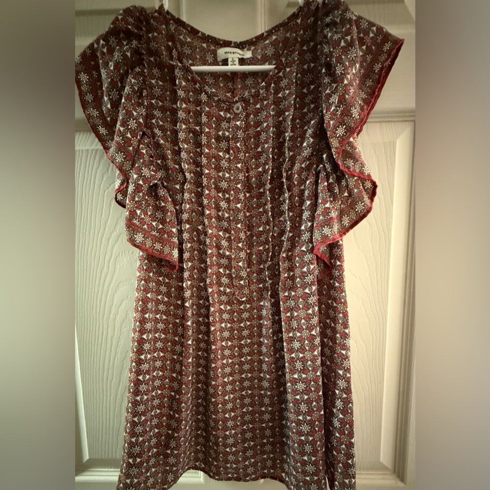 Max Studio Burgundy and White Patterned Blouse